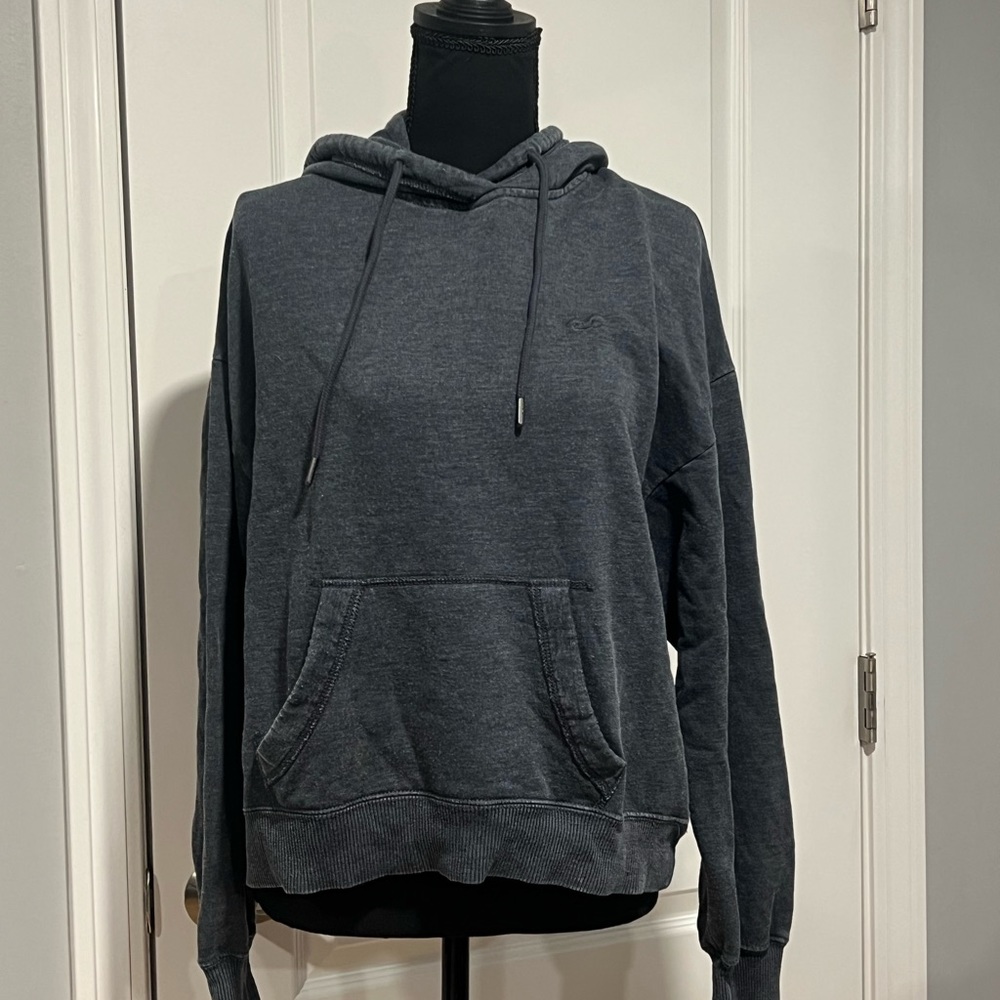 Hollister Cropped Sweatshirt